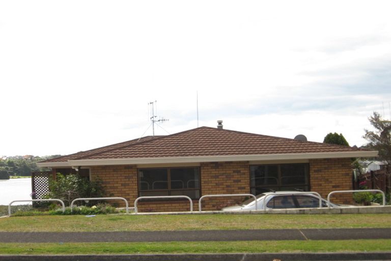 Photo of property in 29 Endeavour Avenue, Welcome Bay, Tauranga, 3112