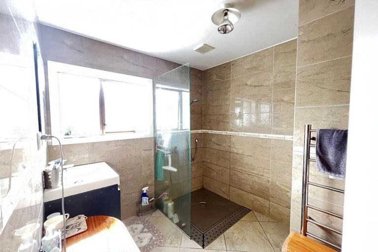 Photo of property in 2/42 Galvan Avenue, Sunnyhills, Auckland, 2010