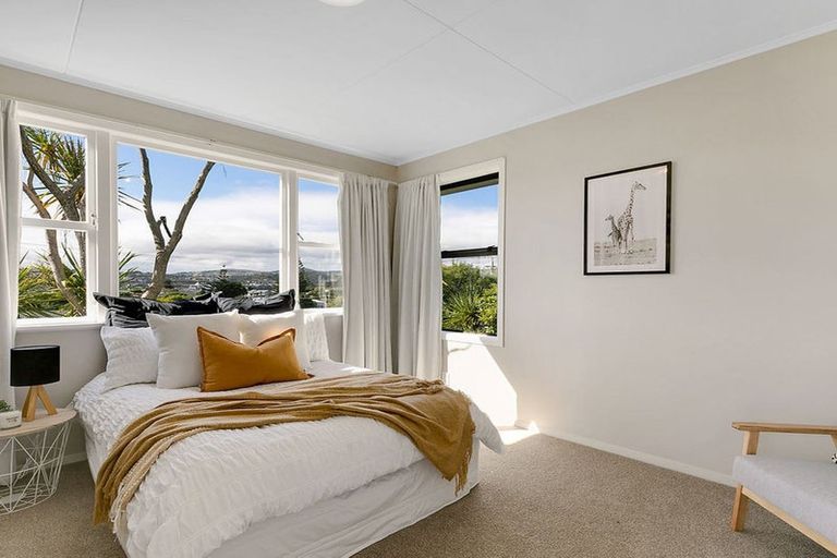 Photo of property in 3 Tuki Street, Titahi Bay, Porirua, 5022