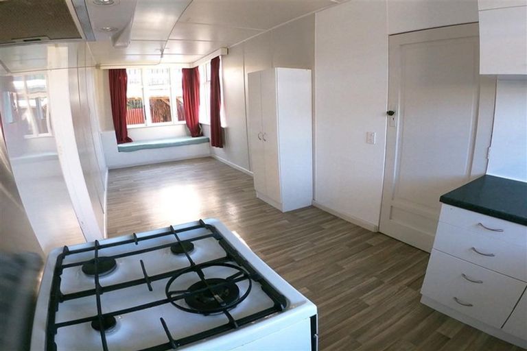 Photo of property in 42 Suffolk Street, Phillipstown, Christchurch, 8011