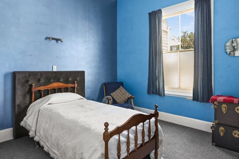 Photo of property in 24 Latham Street, Napier South, Napier, 4110