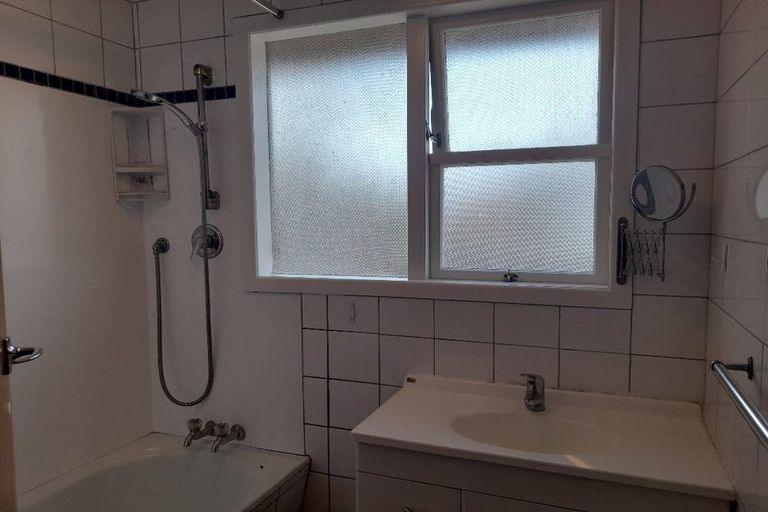 Photo of property in 49 Taupo View Road, Taupo, 3330