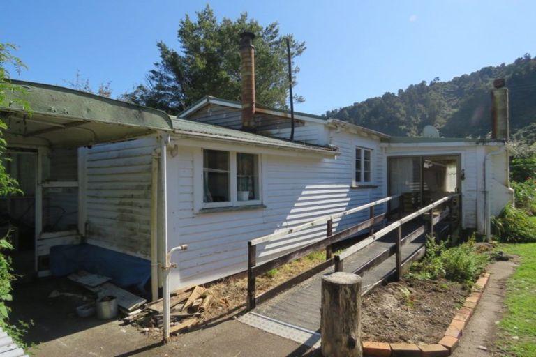 Photo of property in 3138 State Highway 69, Inangahua, Reefton, 7895