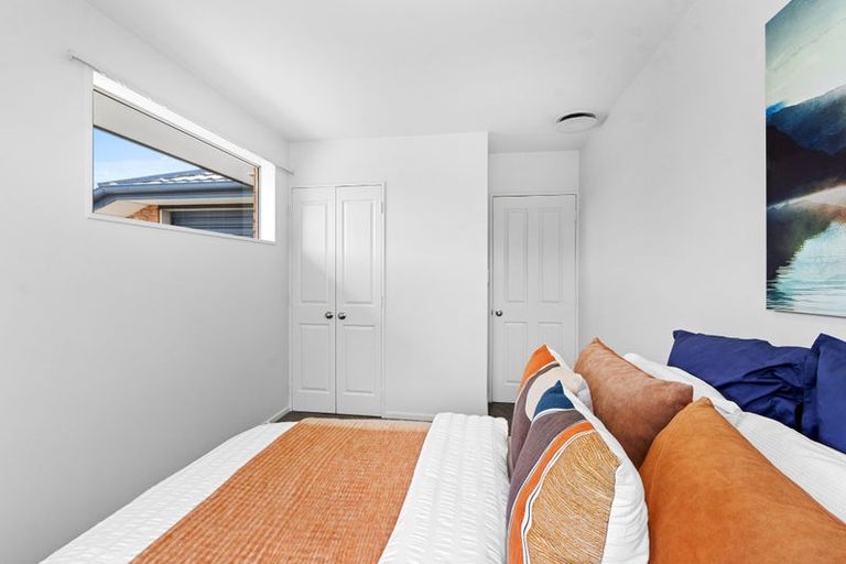 Photo of property in 17c Division Street, Riccarton, Christchurch, 8041