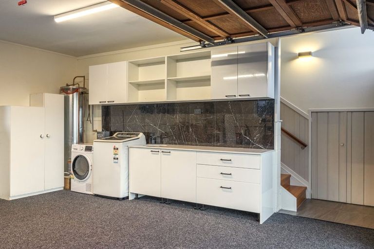 Photo of property in 19 Westpark Drive, West Harbour, Auckland, 0618