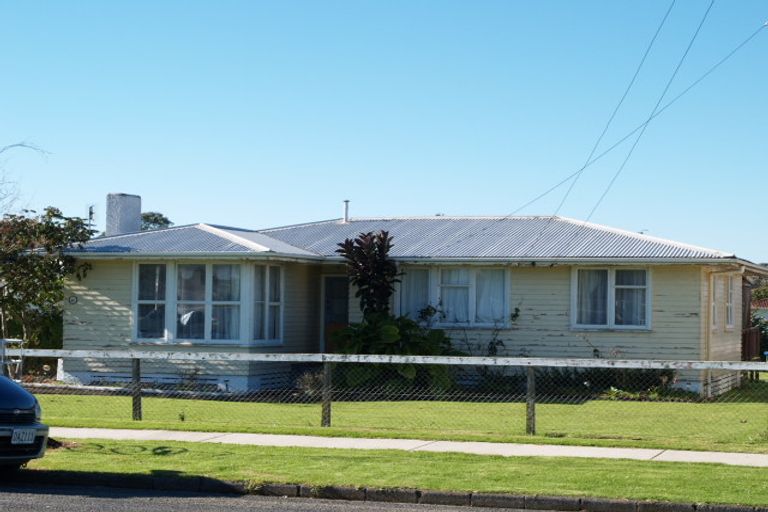 Photo of property in 4 Allen Street, Mangere East, Auckland, 2024