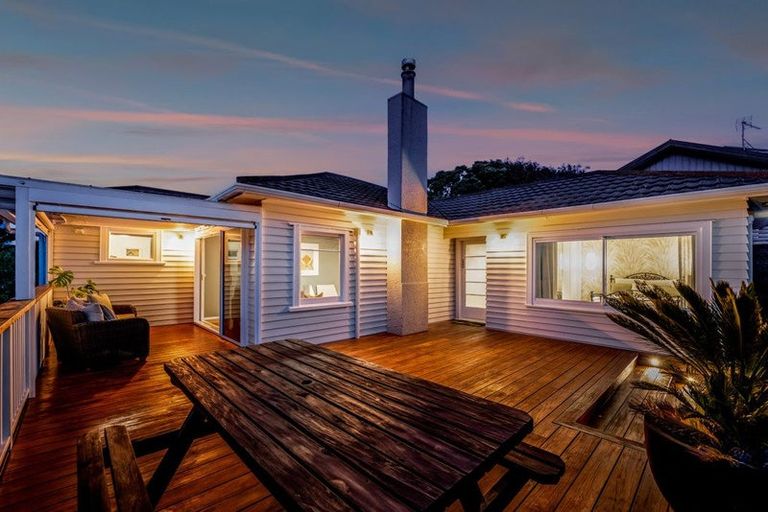 Photo of property in 19 Lawry Street, Blagdon, New Plymouth, 4310