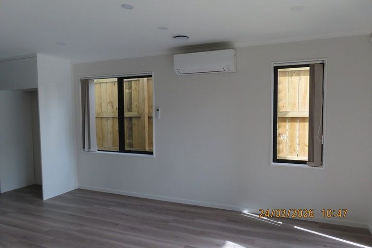 Photo of property in 5/100 Seymour Road, Sunnyvale, Auckland, 0612