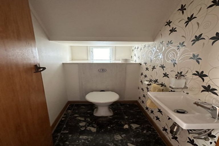 Photo of property in 20 Aro Street, Aro Valley, Wellington, 6021