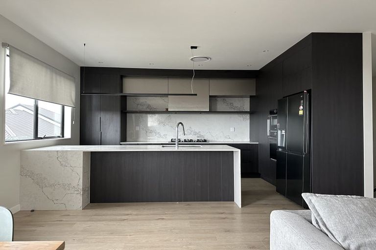 Photo of property in 12 Pacific Heights Road, Orewa, 0931