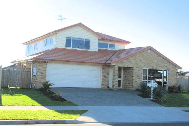 Photo of property in 29 Croftview Road, Wattle Downs, Auckland, 2103