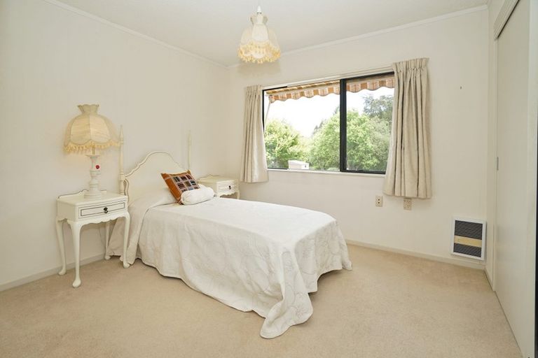 Photo of property in 81 Grosvenor Gardens, Flagstaff, Hamilton, 3210