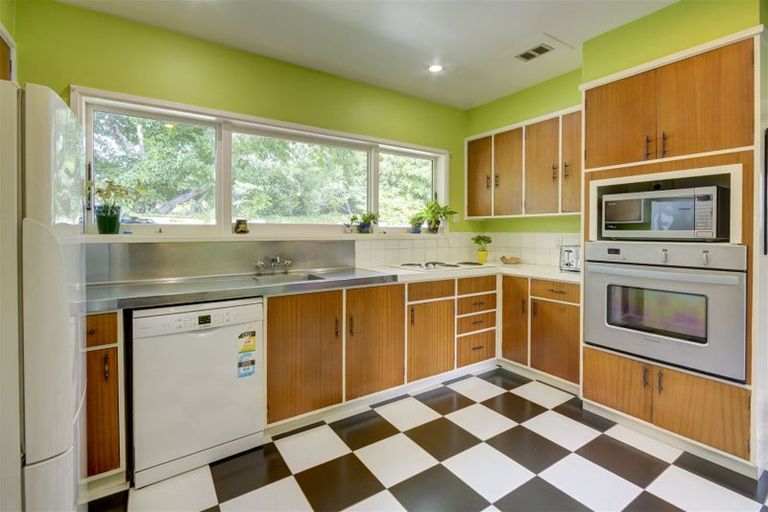 Photo of property in 28 Rutherglen Avenue, Ilam, Christchurch, 8041