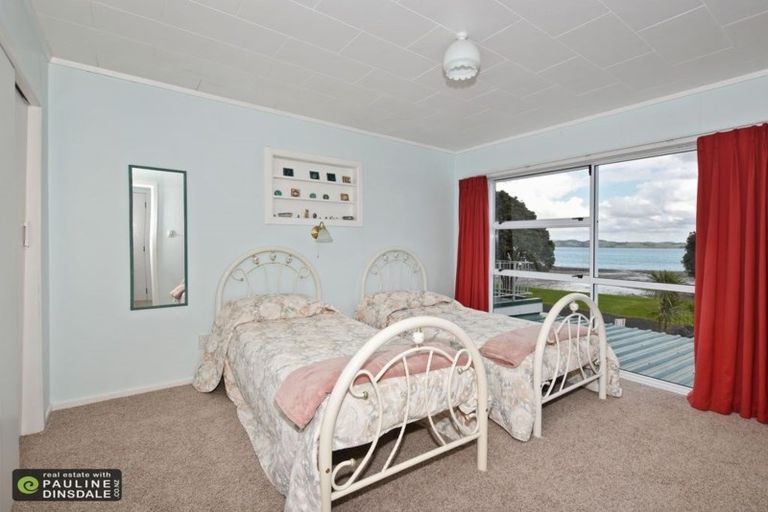 Photo of property in 10 Waikaraka Beach Road, Tamaterau, Whangarei, 0174