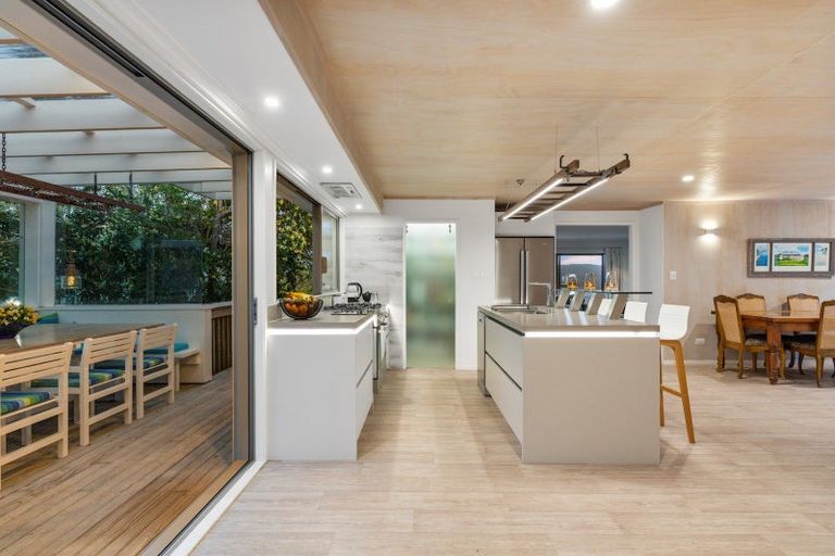 Photo of property in 709 Tairua Sh25 Road, Onemana, Whangamata, 3691