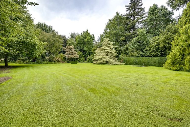 Photo of property in 37 Farmlet Road, Karamu, Hastings, 4172