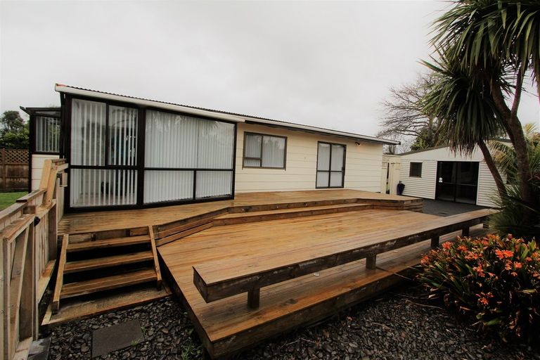 Photo of property in 23 Bluewater Place, Wattle Downs, Auckland, 2103