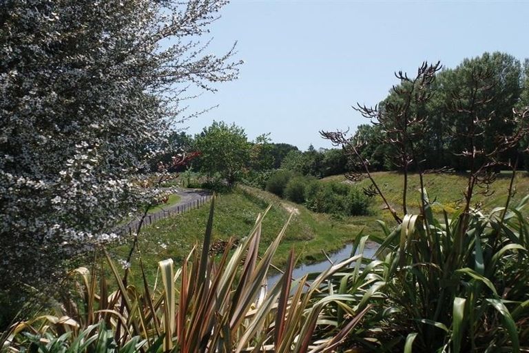 Photo of property in 36 Loop Road, Minden, Tauranga, 3176