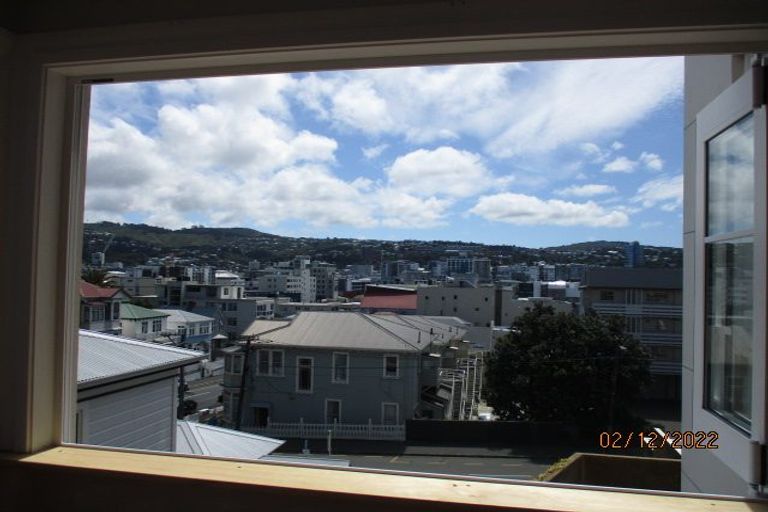 Photo of property in 4/1 Earls Terrace, Mount Victoria, Wellington, 6011