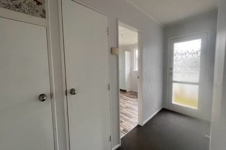 Photo of property in 31 Blueberry Grove, Timberlea, Upper Hutt, 5018