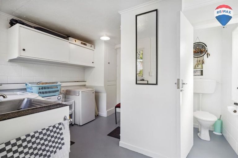 Photo of property in 7 James Grove, Stokes Valley, Lower Hutt, 5019