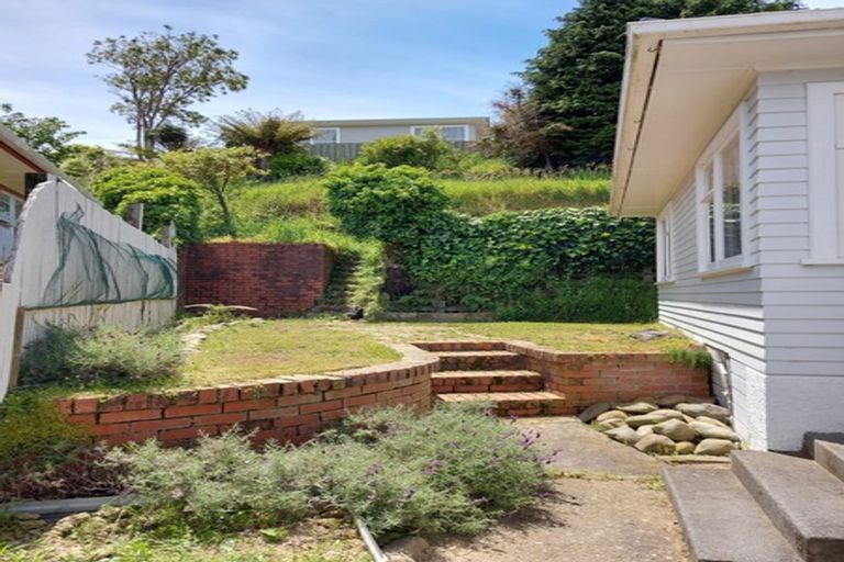 Photo of property in 47 Petrie Street, Wainuiomata, Lower Hutt, 5014