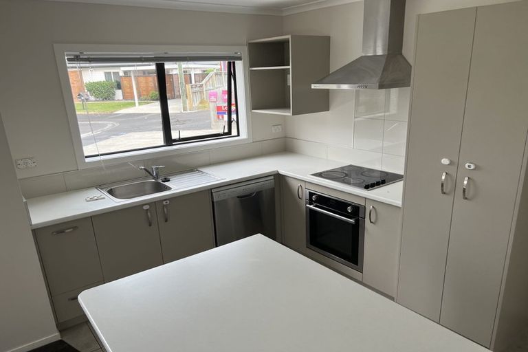 Photo of property in 1/12 Short Street, Claudelands, Hamilton, 3214