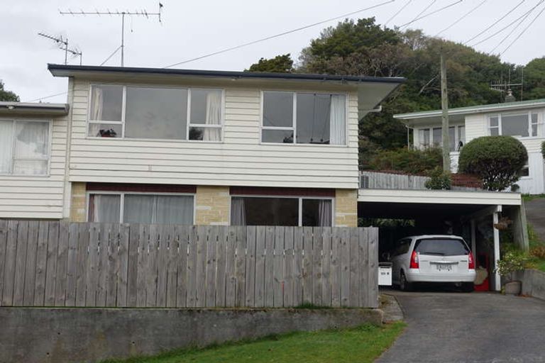 Photo of property in 120b Redwood Avenue, Tawa, Wellington, 5028