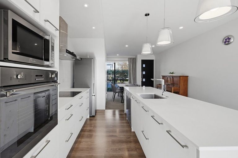 Photo of property in 27 Carder Court, Hobsonville, Auckland, 0618