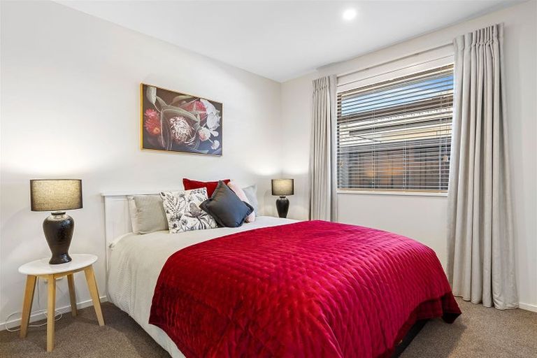 Photo of property in 8 Crossley Avenue, Woodend, 7610