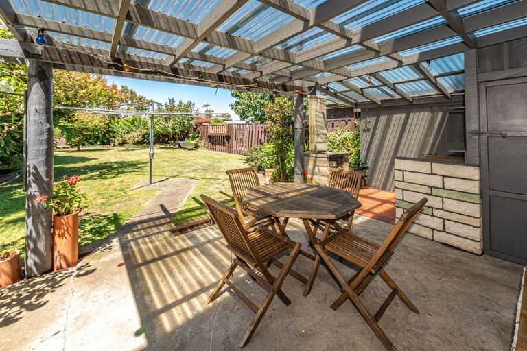 Photo of property in 19 Akepiro Place, Tawhero, Whanganui, 4501