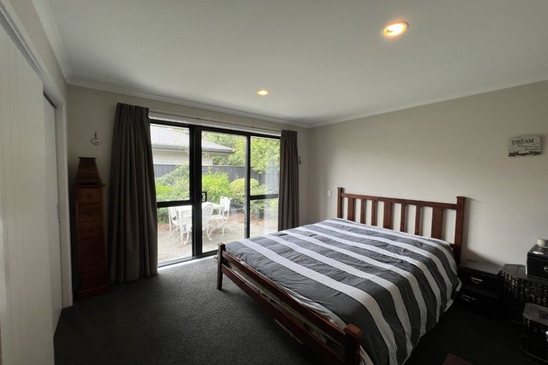 Photo of property in 47 Weston Avenue, Roslyn, Palmerston North, 4414