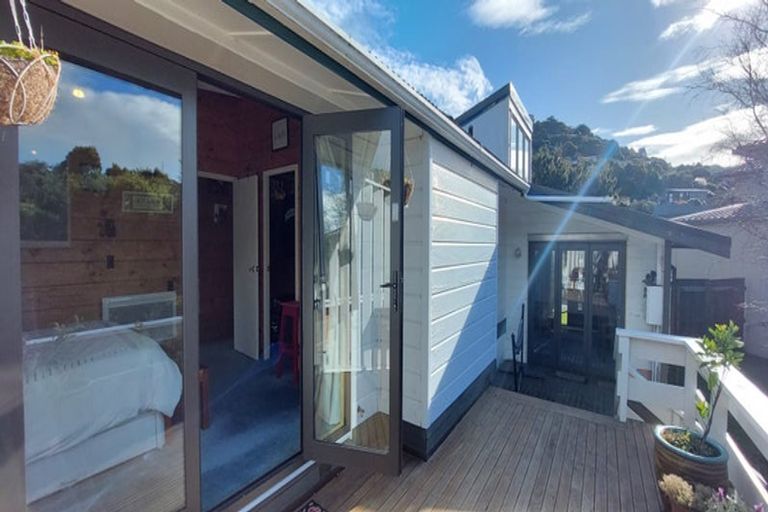 Photo of property in 7 Dundee Place, Crofton Downs, Wellington, 6035