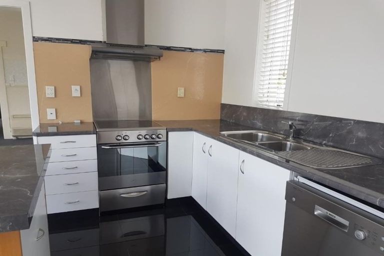 Photo of property in 70 Sydney Street, Windsor, Invercargill, 9810