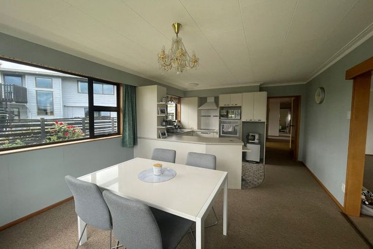 Photo of property in 15 Russell Street, Winton, 9720