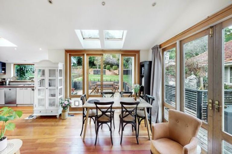 Photo of property in 11 Wilton Road, Wadestown, Wellington, 6012