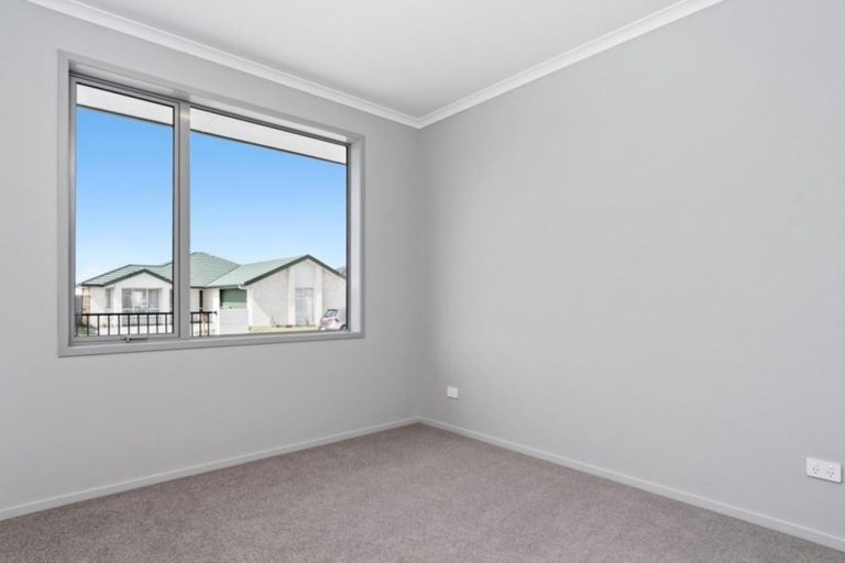 Photo of property in 19 Fearnley Grove, Pyes Pa, Tauranga, 3112