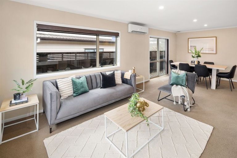 Photo of property in 226 Mark Avenue, Grenada Village, Wellington, 6037