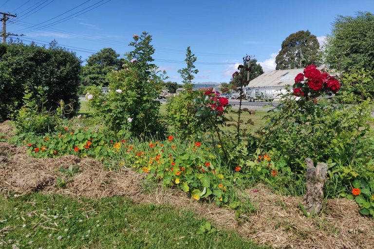 Photo of property in 7 Swalwell Street, Waikaia, 9778