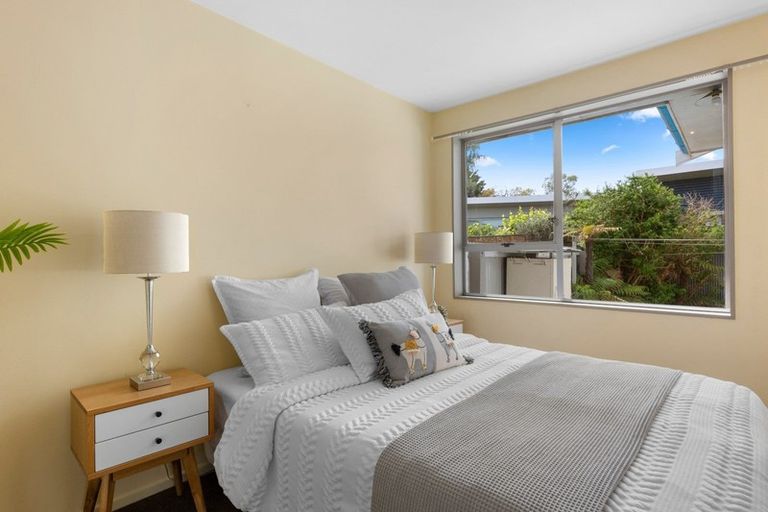 Photo of property in 1/136 Wainoni Road, Avondale, Christchurch, 8061