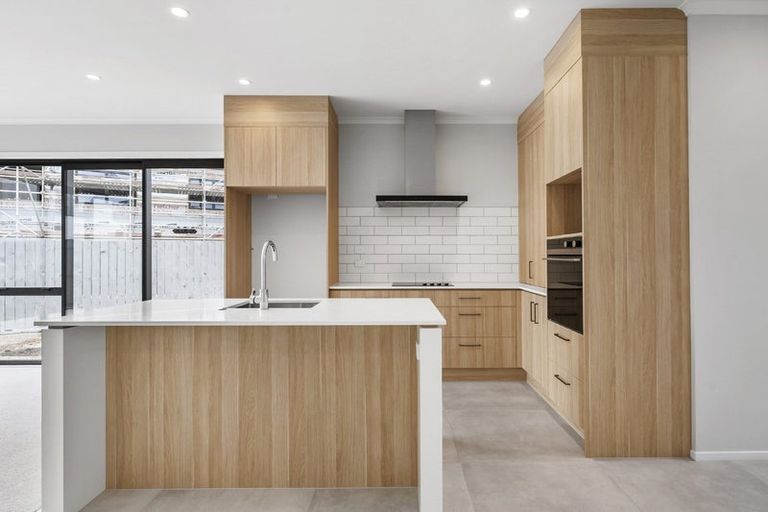 Photo of property in 7 Samuel Marsden Place, Whenuapai, Auckland, 0618