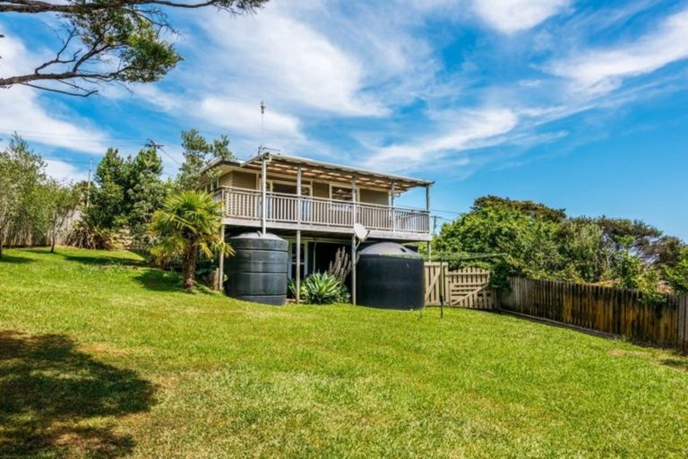 Photo of property in 4 Waitai Road, Ostend, Waiheke Island, 1081