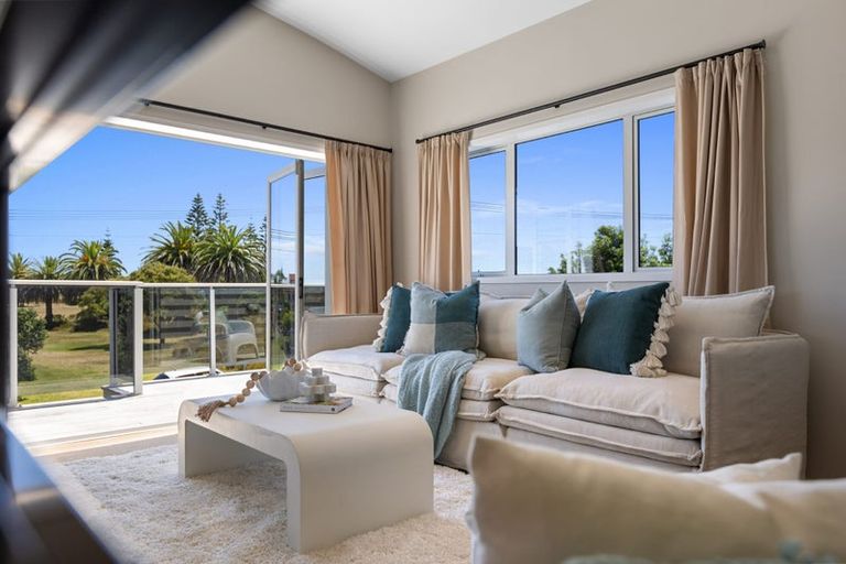 Photo of property in 10 Karewa Parade, Papamoa Beach, Papamoa, 3118