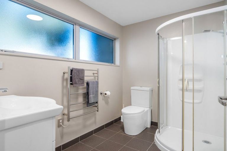 Photo of property in 73 Beach Road, North New Brighton, Christchurch, 8083