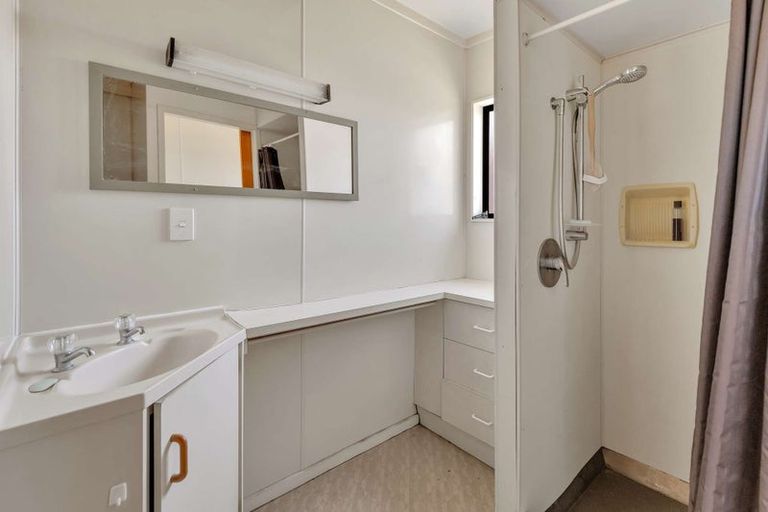 Photo of property in 27 Jackson Street, College Estate, Whanganui, 4500