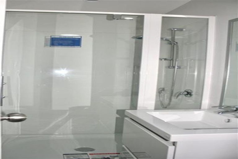 Photo of property in 19 Lieutenant Lane, Papakura, 2110