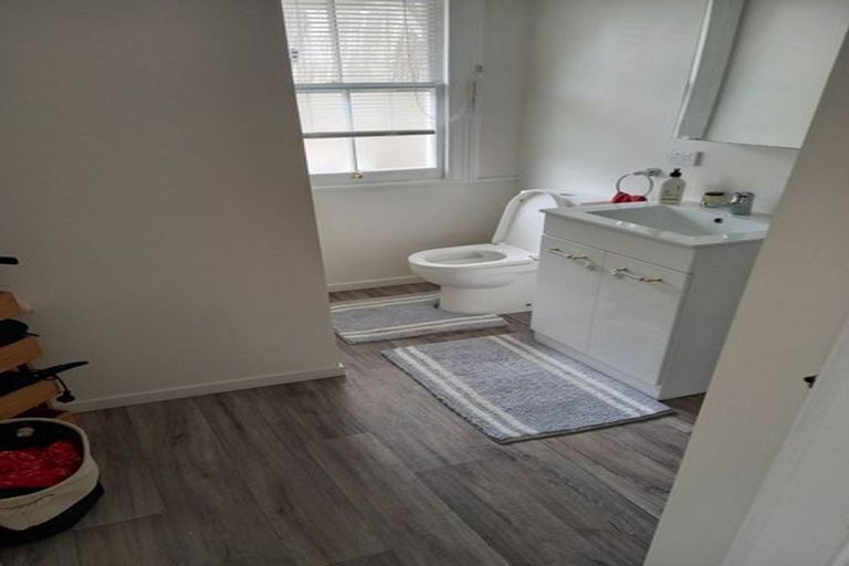 Photo of property in 3 Fitzroy Road, Bluff Hill, Napier, 4110