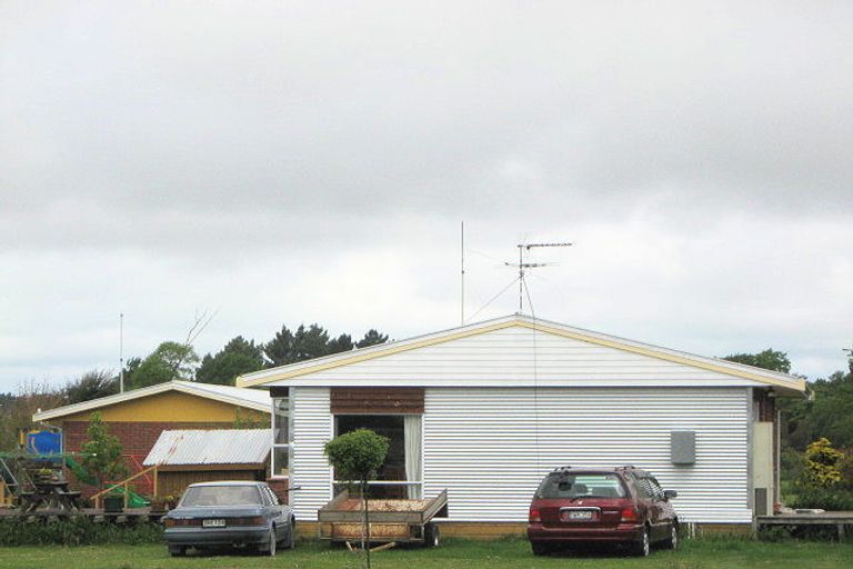 Photo of property in 32 Church Bush Road, Tuahiwi, Kaiapoi, 7691