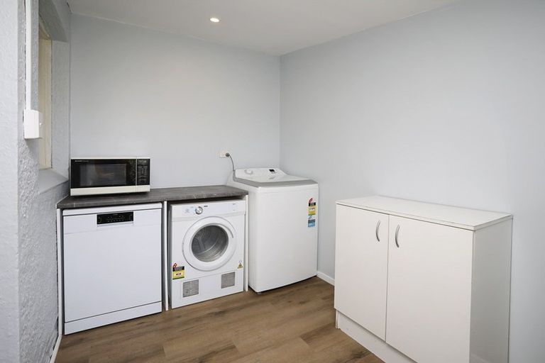 Photo of property in 25 Burrows Street, Bluff, 9814