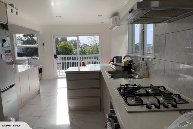 Photo of property in 70 Glendene Avenue, Glendene, Auckland, 0602